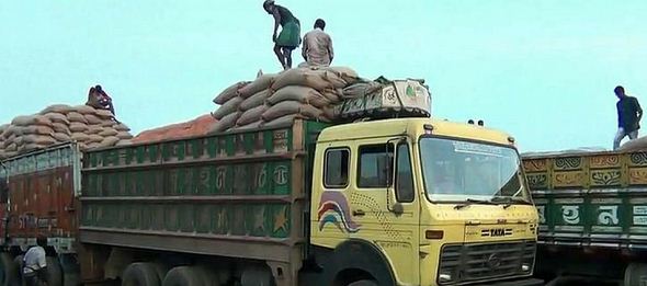 ১ লাখ টন চাল আমদানি করা হয়েছে ভারত থেকে 