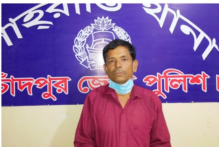 শাহরাস্তিতে ৩শ’ ৫০ পিচ ইয়াবাসহ ১ মাদক ব্যবসায়ী আটক শাহরাস্তিতে ৩শ’ ৫০ পিচ ইয়াবাসহ ১ মাদক ব্যবসায়ী আটক