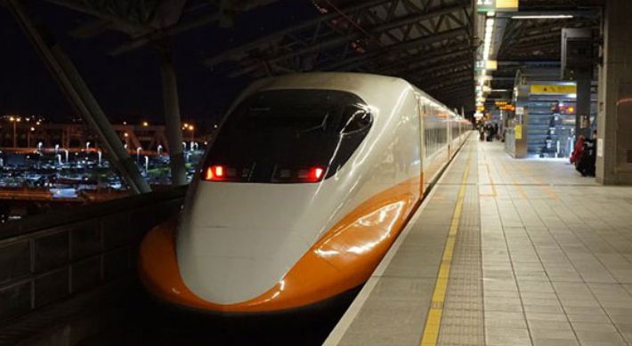 তাইওয়ানে ভয়াবহ ট্রেন দুর্ঘটনা; মৃতের সংখ্যা বেড়ে ৫৪