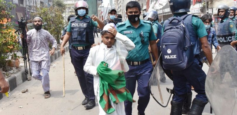 ৫ দিনের রিমান্ডে ‘শিশুবক্তা’ ৫ দিনের রিমান্ডে ‘শিশুবক্তা’