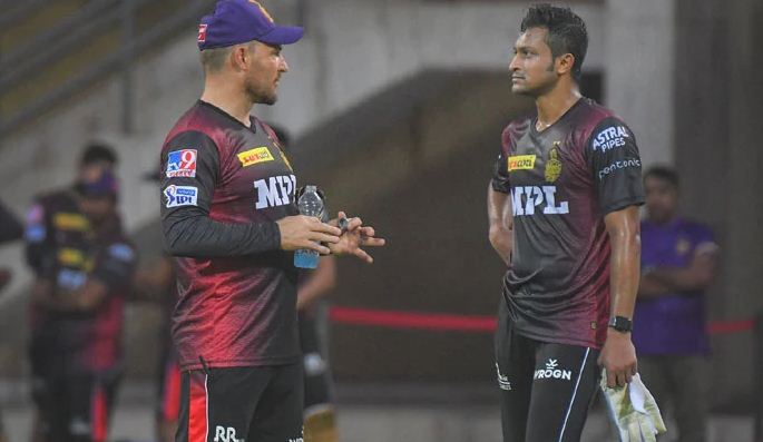 একাদশে নেই সাকিব, টস জিতে ফিল্ডিংয়ে কেকেআর একাদশে নেই সাকিব, টস জিতে ফিল্ডিংয়ে কেকেআর