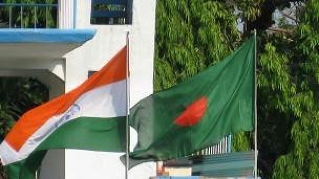 ভারতে জরুরি ত্রাণ পাঠাচ্ছে বাংলাদেশ ভারতে জরুরি ত্রাণ পাঠাচ্ছে বাংলাদেশ