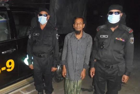 ৫০ কেজি গাঁজাসহ সাবেক ইউপি মেম্বার গ্রেফতার ৫০ কেজি গাঁজাসহ সাবেক ইউপি মেম্বার গ্রেফতার