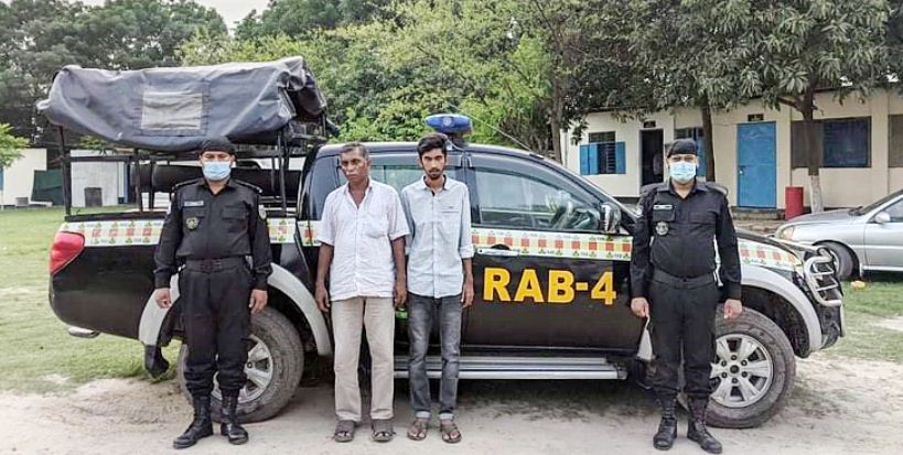 কোটি টাকার হেরোইনসহ ২ কারবারি গ্রেফতার, মাইক্রোবাস জব্দ 