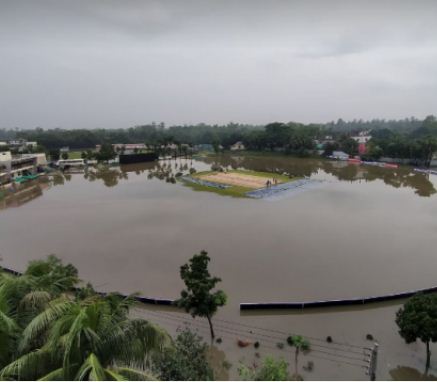 বৃষ্টির প্রভাব প্রিমিয়ার লিগে, বিকেএসপির মাঠে হাঁটু পানি