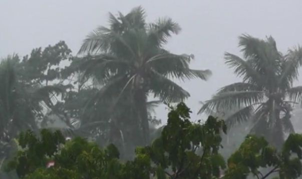 আসছে মৌসুমি বায়ু, সঙ্গে আনছে বৃষ্টি