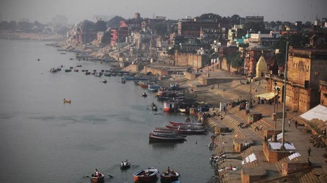 গঙ্গার পানির রঙ পরিবর্তন, উত্তরপ্রদেশে আতঙ্ক
