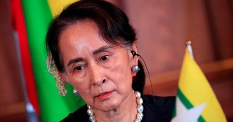 ভ্যাকসিন নিয়েছেন সু চি