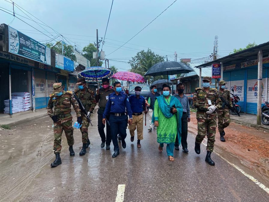 কুমিল্লায় ৩৬টি মোবাইল কোর্টে ২১৫ জনকে এক লাখ ৯২ হাজার টাকা জরিমানা