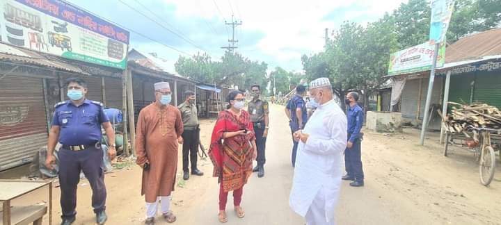 কঠোর লকডাউনে ব্রাহ্মণপাড়ায় উপজেলা প্রশাসন ও সেনাবাহিনীর যৌথ অভিযান 