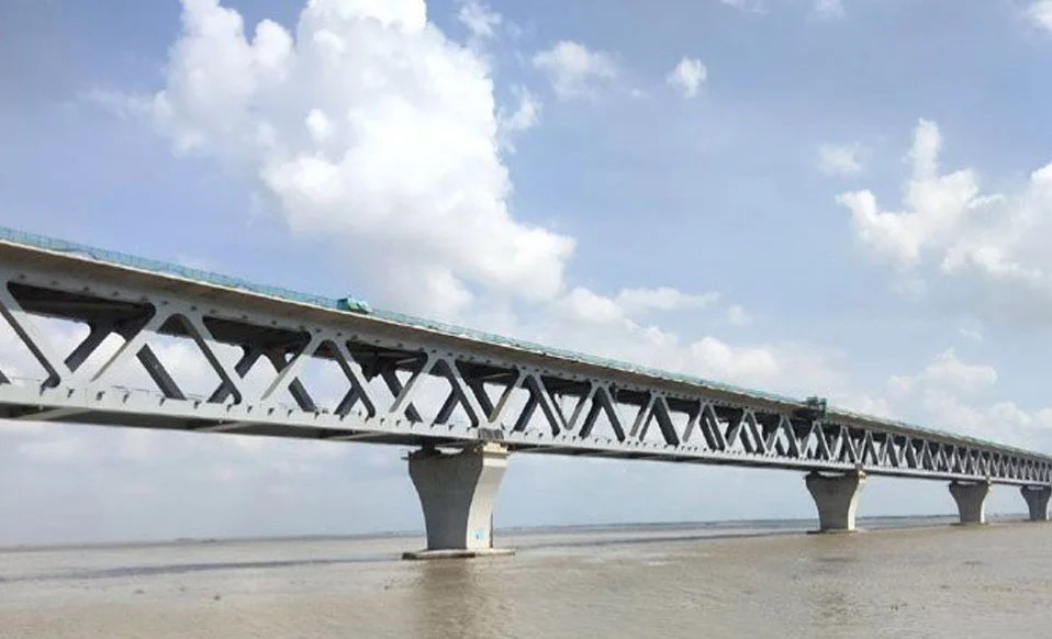 পদ্মা সেতুর গল্প, যা সেতুর চেয়েও বড়: পাকিস্তানি পত্রিকা পদ্মা সেতুর গল্প, যা সেতুর চেয়েও বড়: পাকিস্তানি পত্রিকা