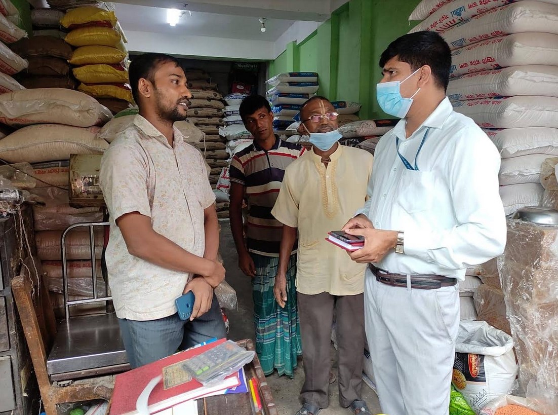 কুমিল্লার বিজয়পুরে তিন প্রতিষ্ঠানকে জরিমানা