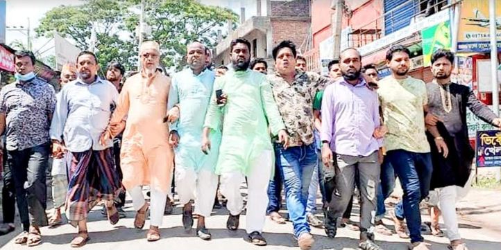 এড. আবুল হাসেম খান আ’লীগের মনোনীত প্রার্থী হওয়ায় ব্রাহ্মণপাড়ায় আনন্দ মিছিল