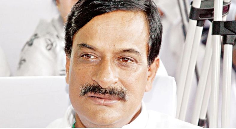 করোনা আক্রান্ত হয়ে হাসপাতালে জয়নুল আবেদিন ফারুক