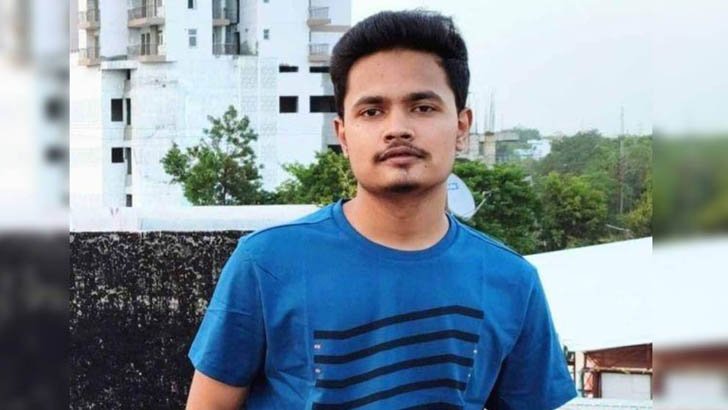 ১৪৭০ নম্বর পেয়ে স্ট্যানফোর্ডে পড়ার সুযোগ পেলেন মনু