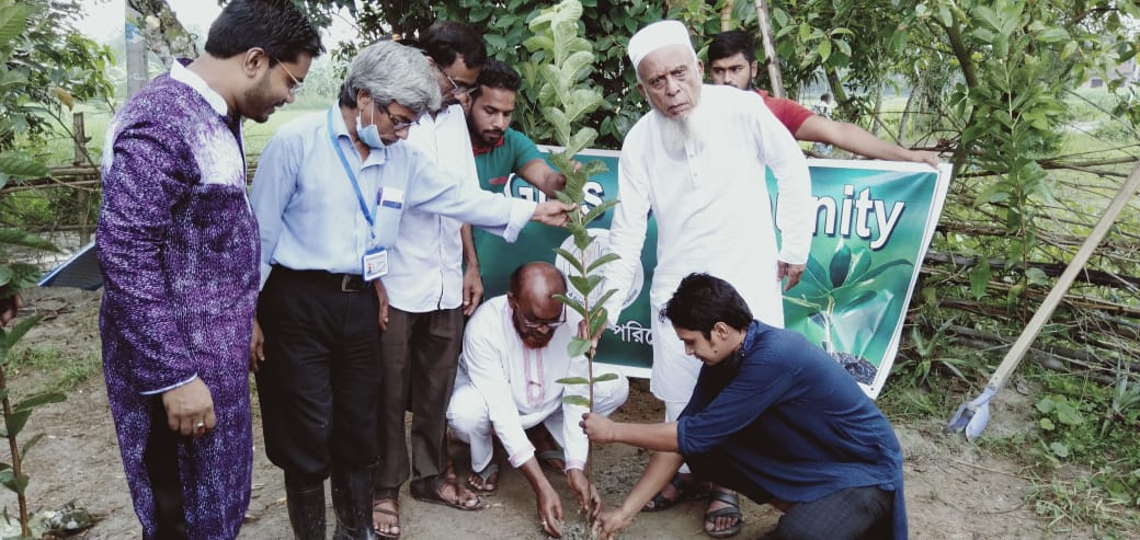 ‘দেবীদ্বার বয়েজ এন্ড গার্লস কমিউনিটি’র উদ্যোগে বৃক্ষরোপন সপ্তাহ উদ্বোধন