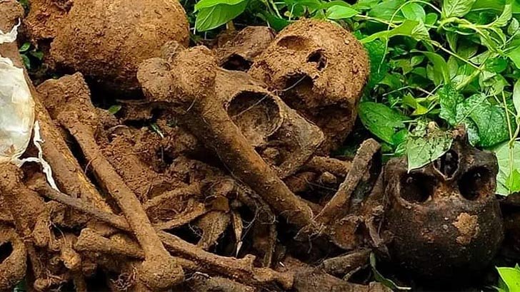 পড়ে থাকা বস্তায় মিলল ৫ কঙ্কাল