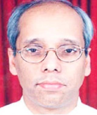 বিমানবন্দরে পুলিশের হাতে ধরা বানকো সিকিউরিটিজের চেয়ারম্যান মুহিত