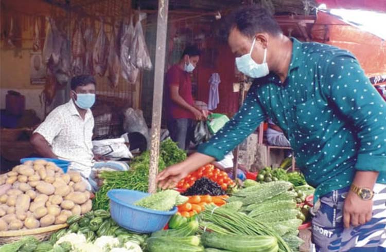 সবজির দাম বেড়েছে কুমিল্লার বাজারে