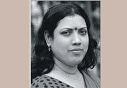 বাজারের লাগাম কার হাতে?