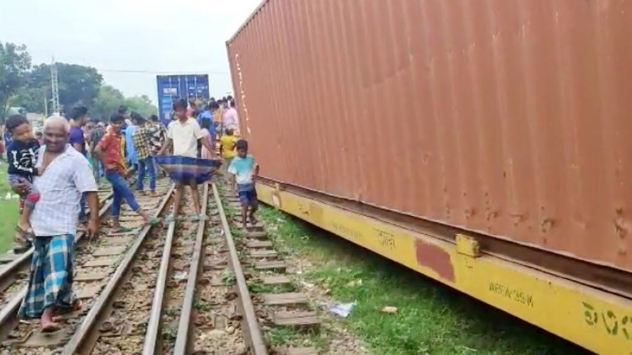 চট্টগ্রাম ও সিলেটে রুটে ট্রেন চলাচল স্বাভাবিক