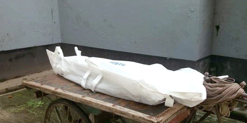 দরজা ভেঙে সাবেক নারী ব্যাংক কর্মকর্তার মরদেহ উদ্ধার