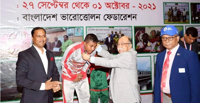 &nbsp;ভারোত্তোলনে পৃষ্ঠপোষকতার আহ্বান শিল্পমন্ত্রীর