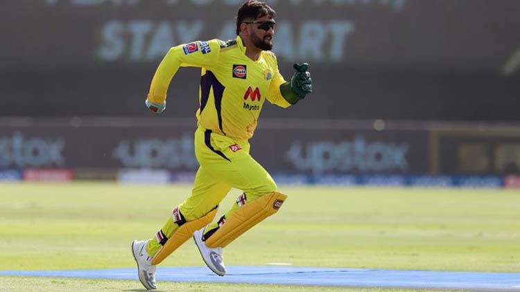 আইপিএলে যে রেকর্ড ধোনি ছাড়া আর কারও নেই