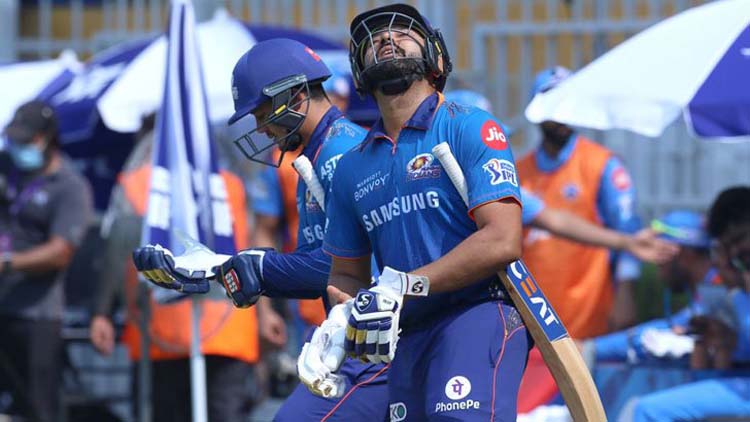 দিল্লির বিপক্ষে হেরে বিদায়ের পথে মুম্বাই