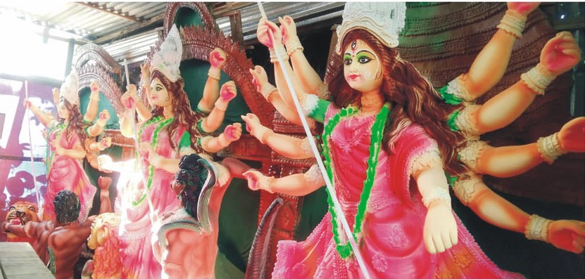কুমিল্লায় চলছে শারদীয় পূজার প্রস্তুতি 