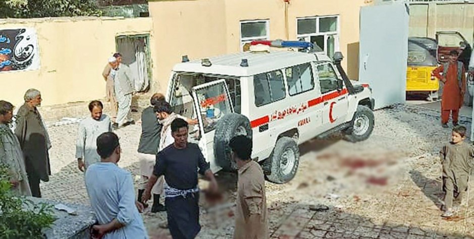 আফগানিস্তানে মসজিদে বিস্ফোরণে নিহত ৫০