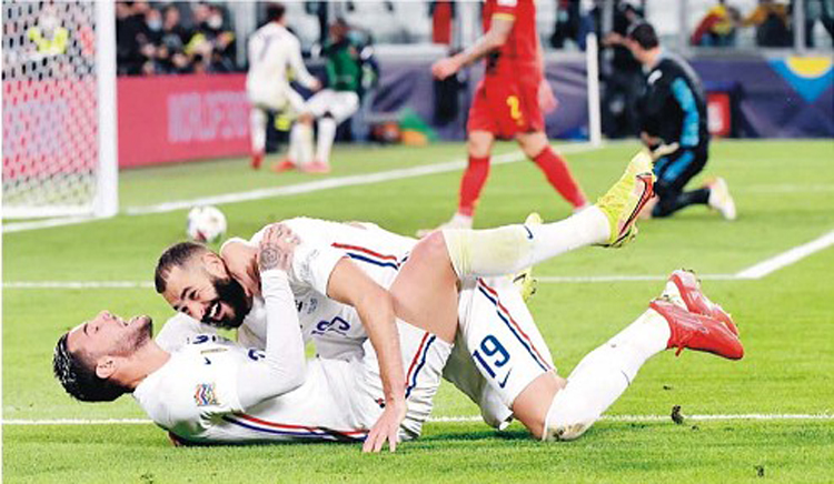 রোমাঞ্চকর লড়াই শেষে ফাইনালে ফ্রান্স