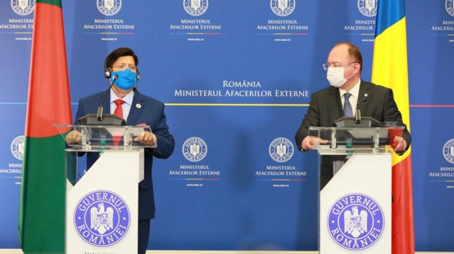 বাংলাদেশকে ২ লাখ অ্যাস্ট্রাজেনেকার টিকা উপহার দেবে রোমানিয়া