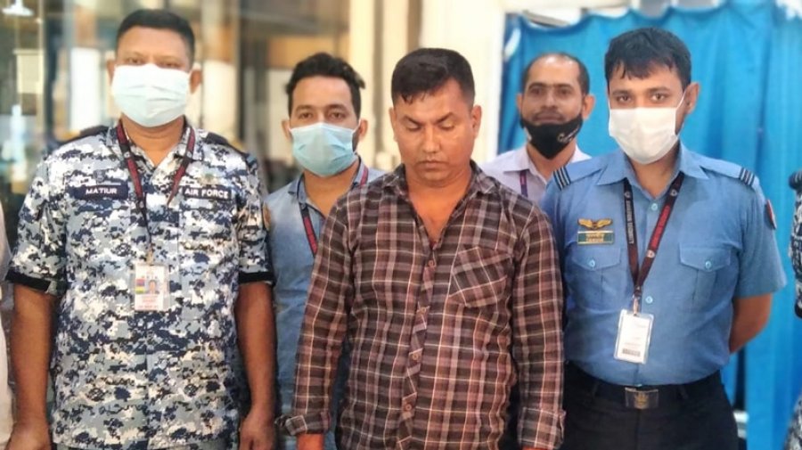 শাহজালালে ইয়াবাসহ সৌদিগামী যাত্রী আটক