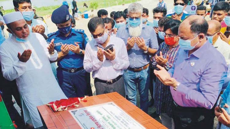 দাউদকান্দিতে মুজিববর্ষ ভিলেজ প্রাথমিক বিদ্যালয়ের উদ্বোধন
