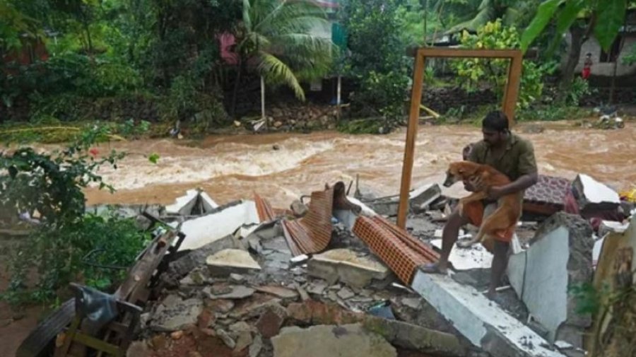 অতিবৃষ্টি ও বন্যায় বিপর্যস্ত কেরালা, নিহত ১৮