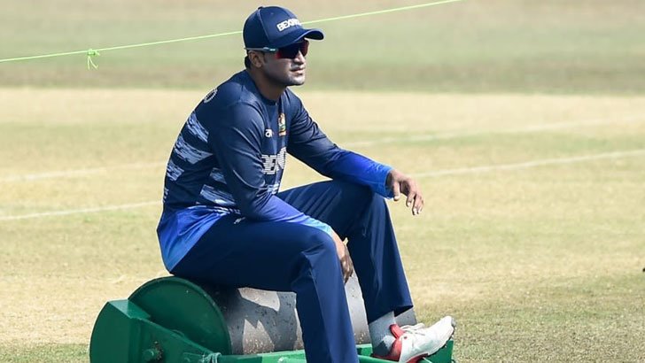 বিশ্বরেকর্ডের সামনে সাকিব