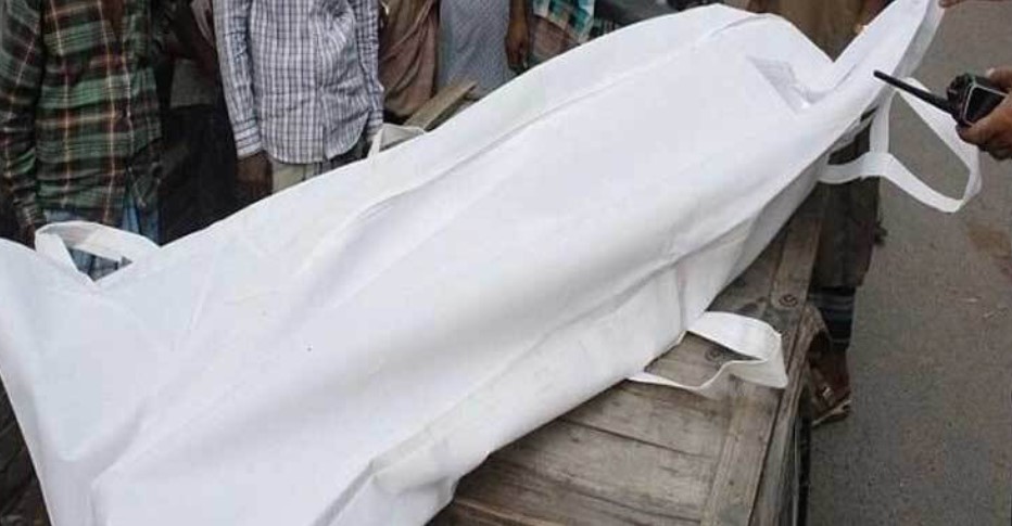 পুলিশ দেখে ছাদ থেকে লাফ, যুবকের মৃত্যু