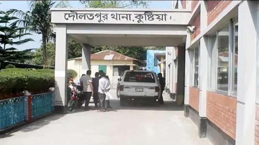 গাছে ঝুলছিল যুবকের মরদেহ