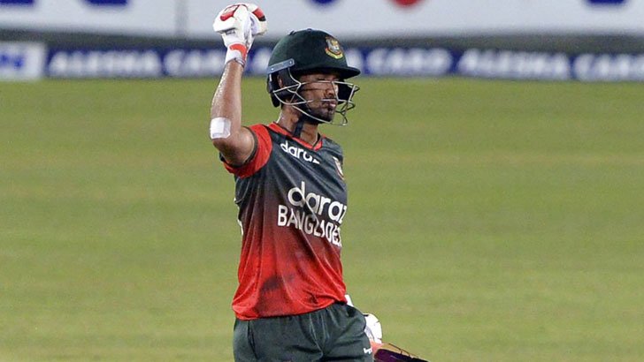 যে রেকর্ডের সামনে দাঁড়িয়ে মাহমুদউল্লাহ