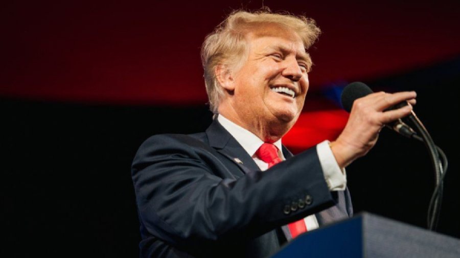 নতুন সোশ্যাল মিডিয়া চালু করছেন ট্রাম্প