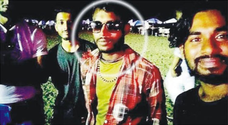 তিন বন্ধুর কৌশলে ধরা কুমিল্লার ইকবাল