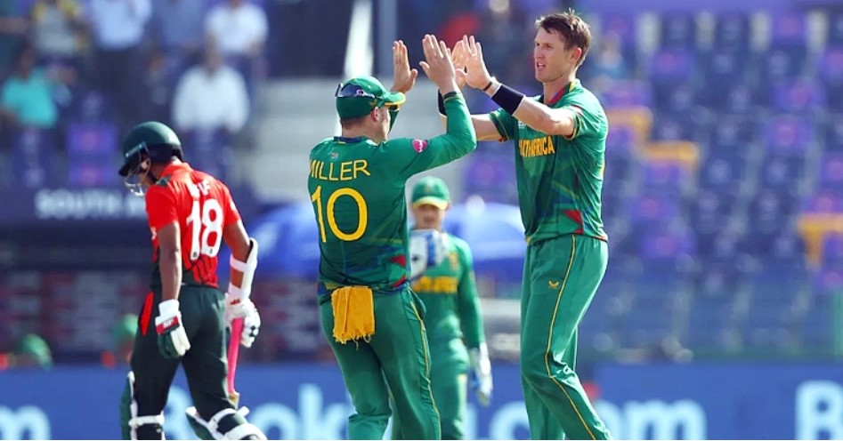 লজ্জার ব্যাটিংয়ে ৮৪ রানেই অলআউট বাংলাদেশ