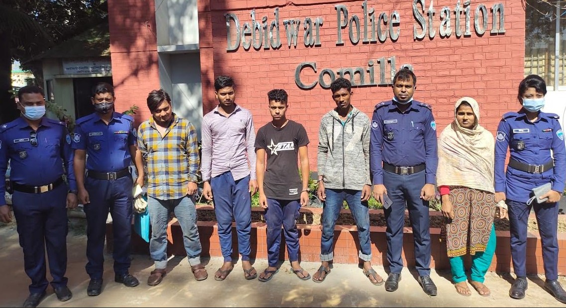 দেবিদ্বারে চাঞ্চল্যকর শিশু ফাহিমা হত্যাকাণ্ড : ঘাতকদের পরিবারও হত্যার বিচার চাইলেন 