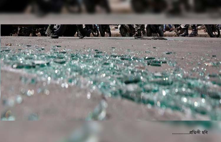 এলাকায় থমথমে পরিস্থিতি, ভাংচুর, অগ্নিসংযোগ