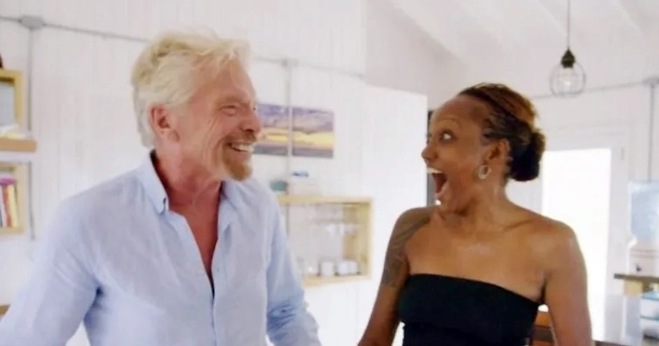 লটারি জিতে বিনা খরচে মহাকাশে যাচ্ছেন মা-মেয়ে