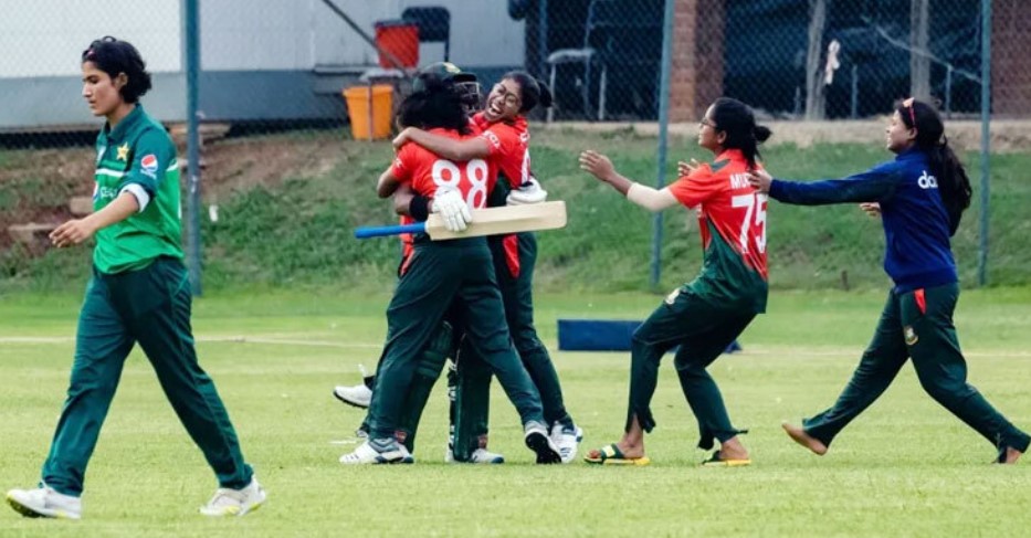 করোনার নতুন ধরনের থাবা: নারী বিশ্বকাপ বাছাই পর্ব স্থগিত