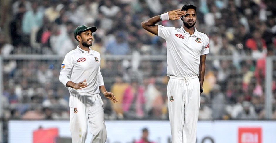 
তাইজুল-মিরাজের সঙ্গে যোগ দিলেন এবাদত