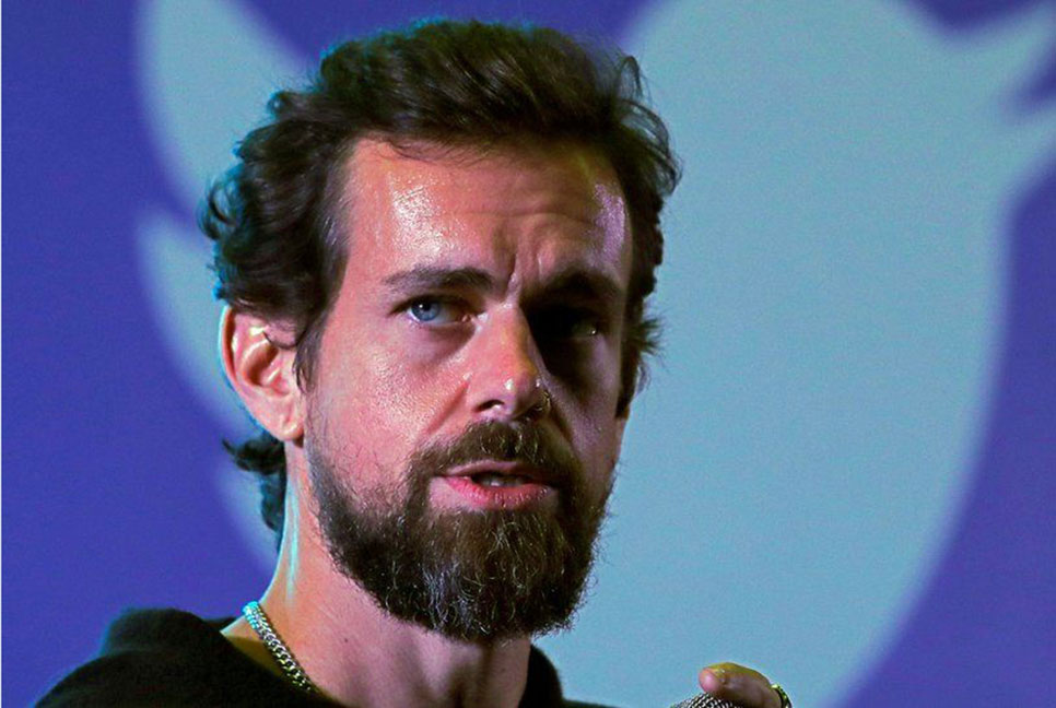 টুইটারের প্রধান নির্বাহী কর্মকর্তার পদত্যাগ