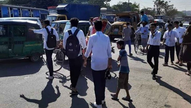 রামপুরায় আজও শিক্ষার্থীদের বিক্ষোভ